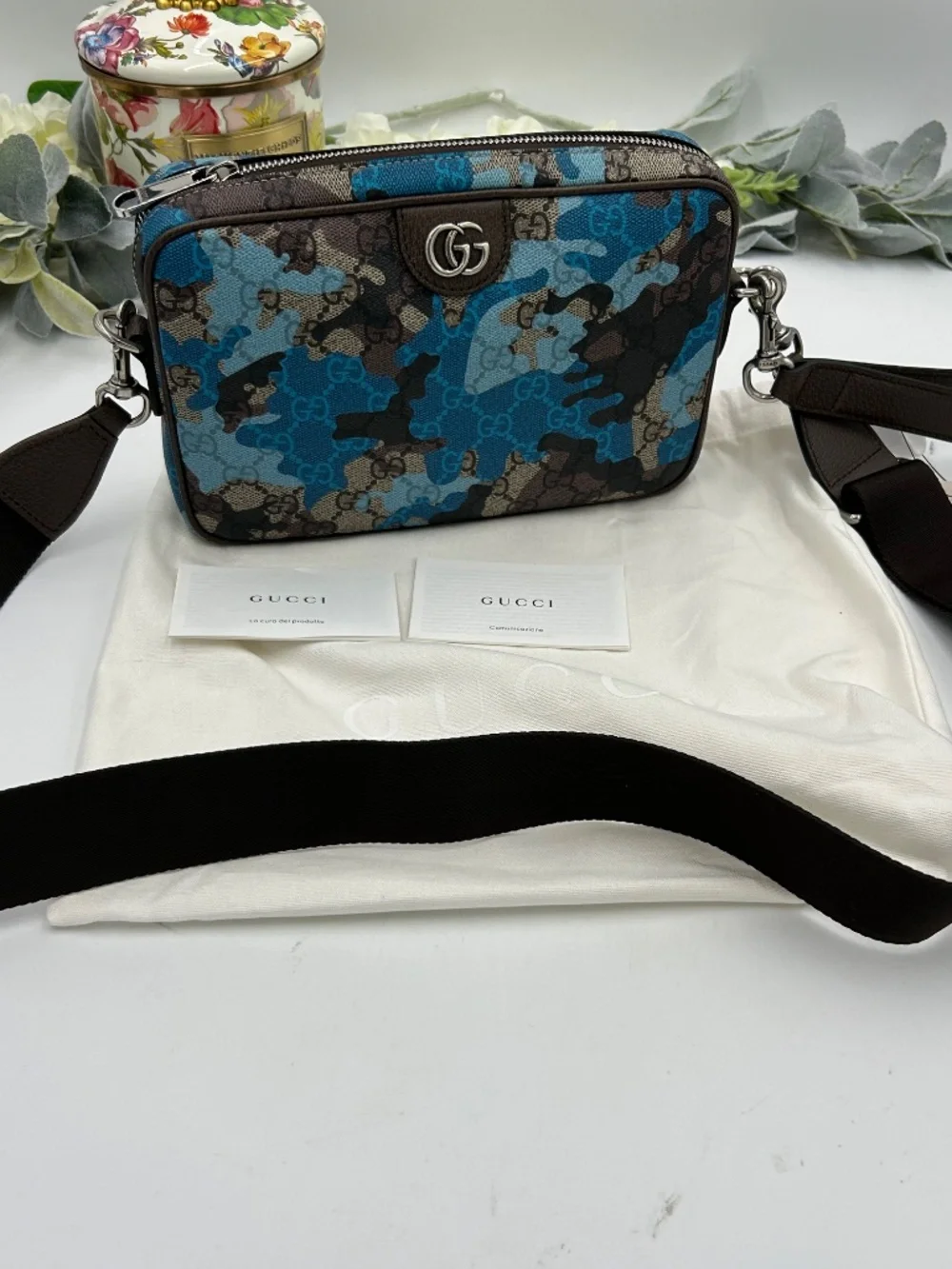 Unisex Gucci GG Crossbody Bag.